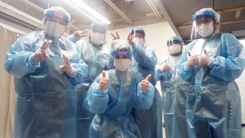 Trainees give thumbs up