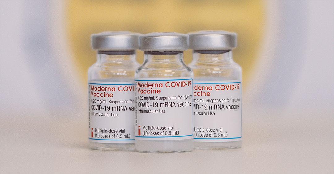 3 vials of Moderna vaccine